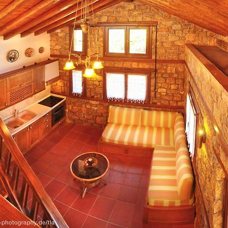 Kamares House Apartments & Studios Вурвуру Экстерьер фото