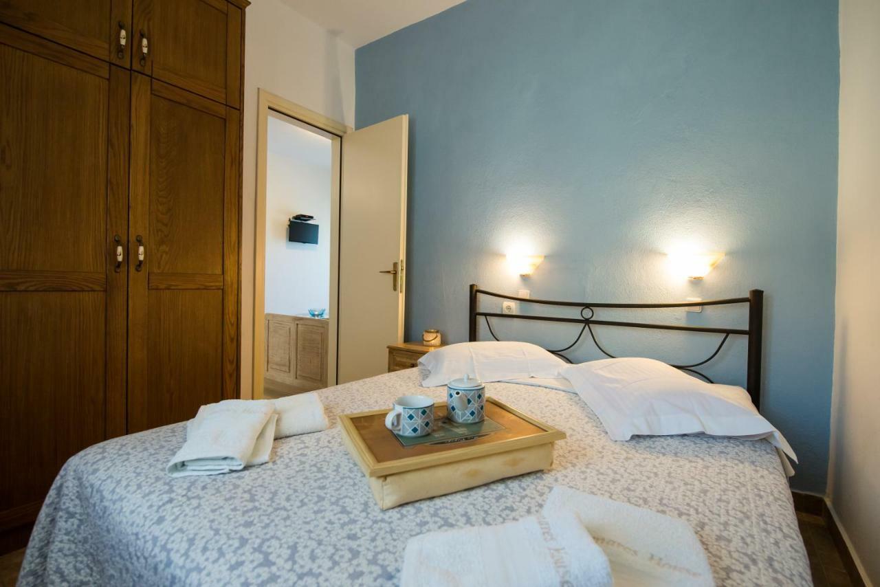 Kamares House Apartments & Studios Вурвуру Экстерьер фото